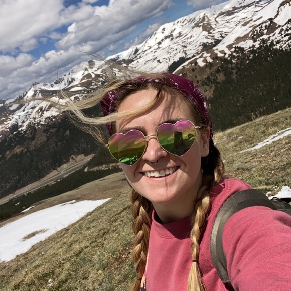 Meet your Posher, Kaitlynn - Picture 1 of 1